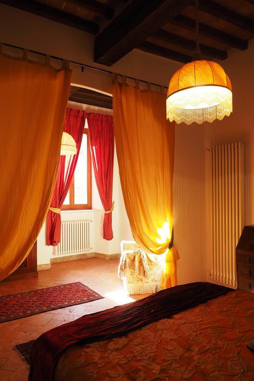 Apartament La Casina Di Cagnano Montepulciano Pokój zdjęcie